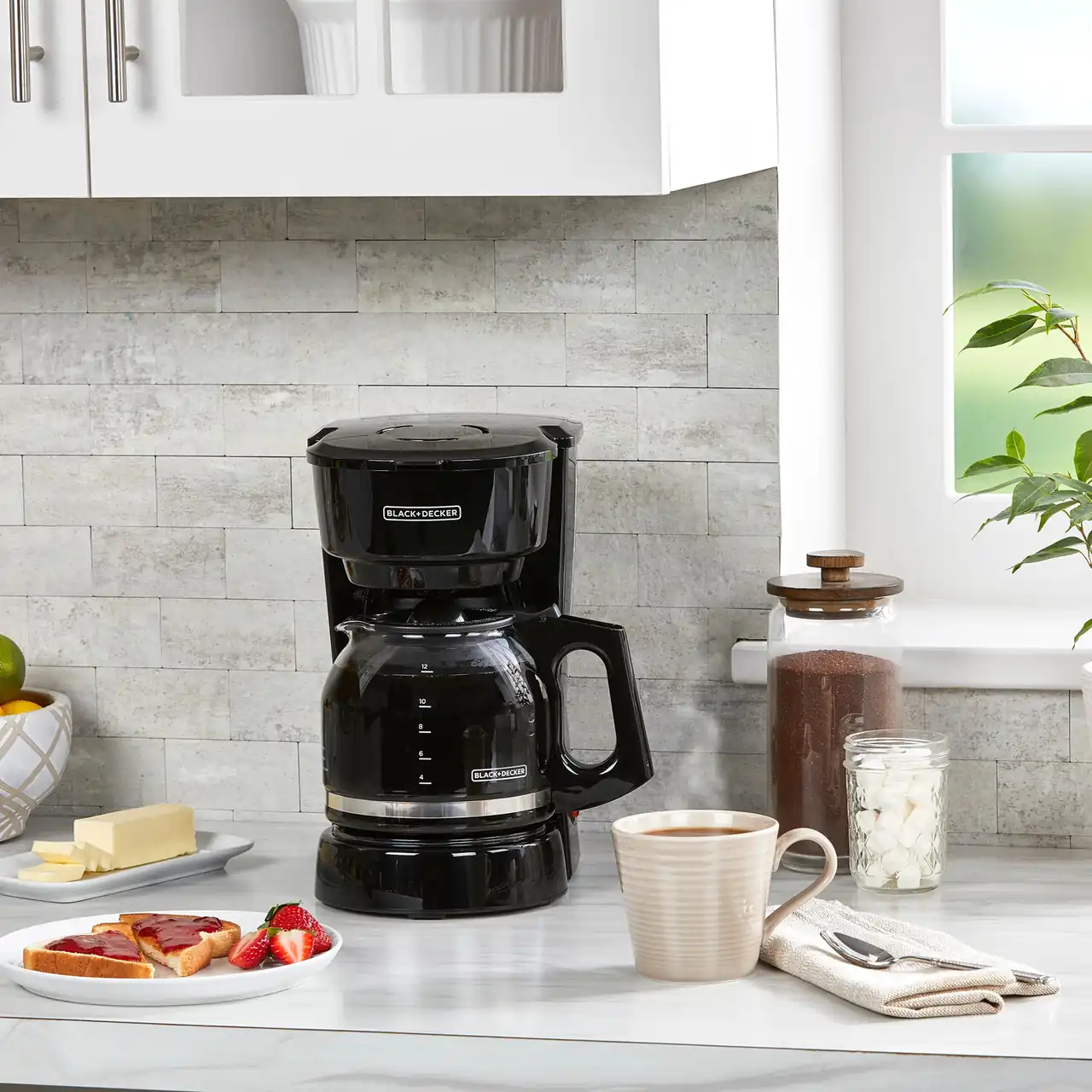 BLACK+DECKER CM0915BKD