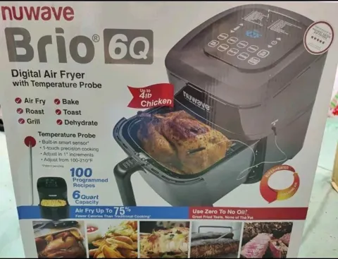 NUWAVE Brio 6-Quart Digital